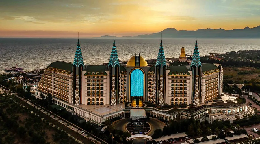 Delphin Imperial Lara