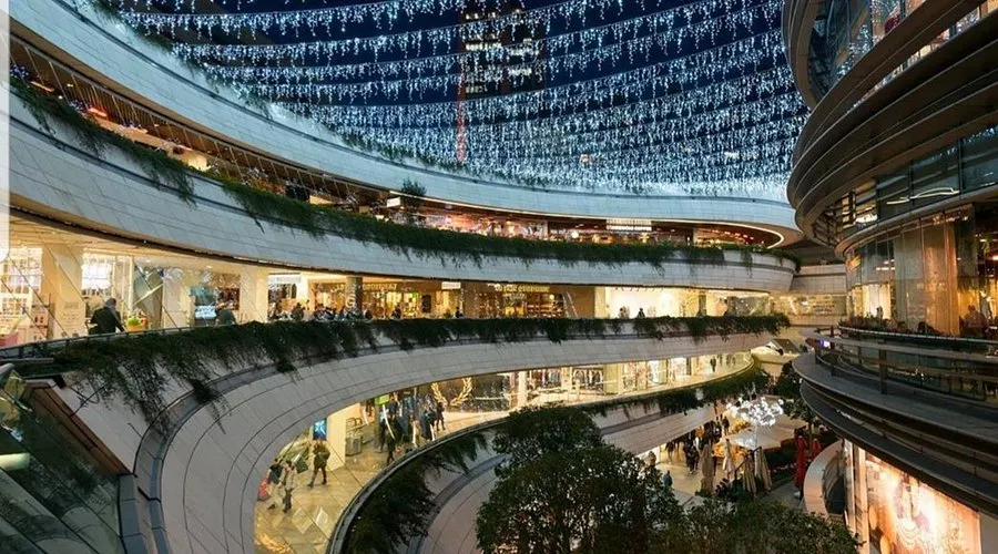 Şişli–Levent Mall Corridor