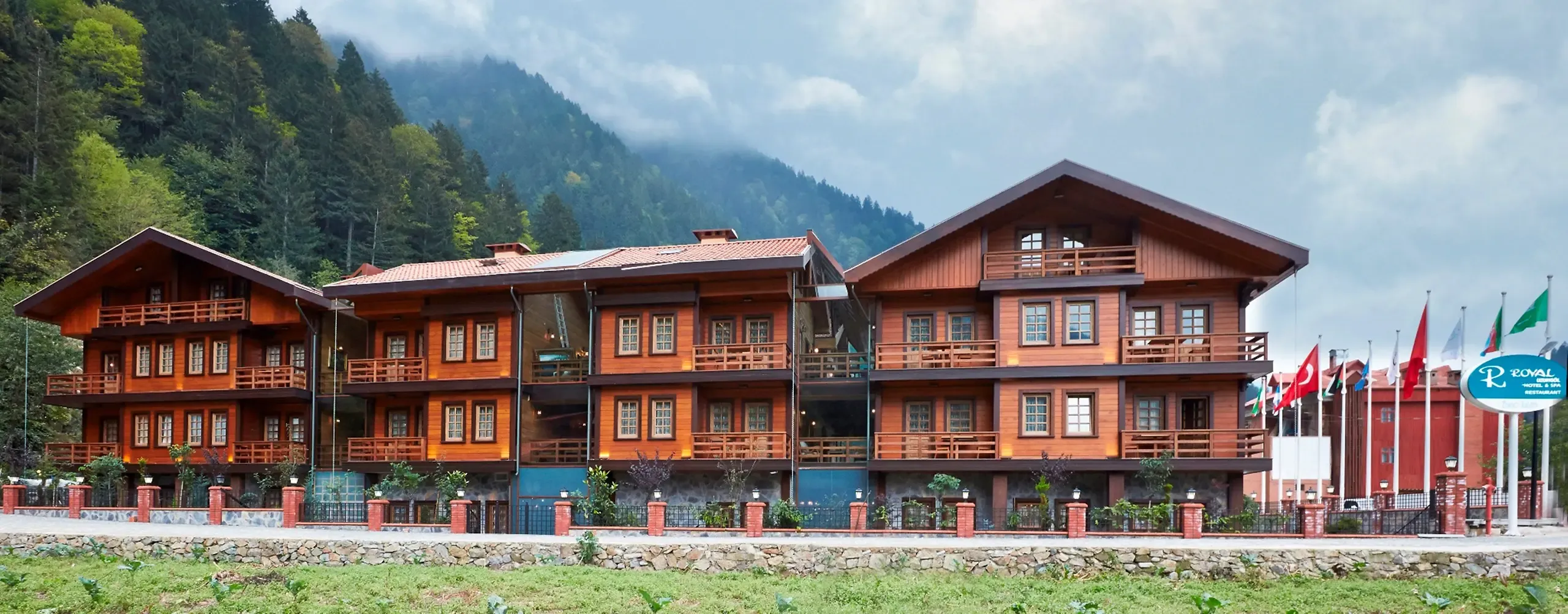 Royal Uzungol Bungalow