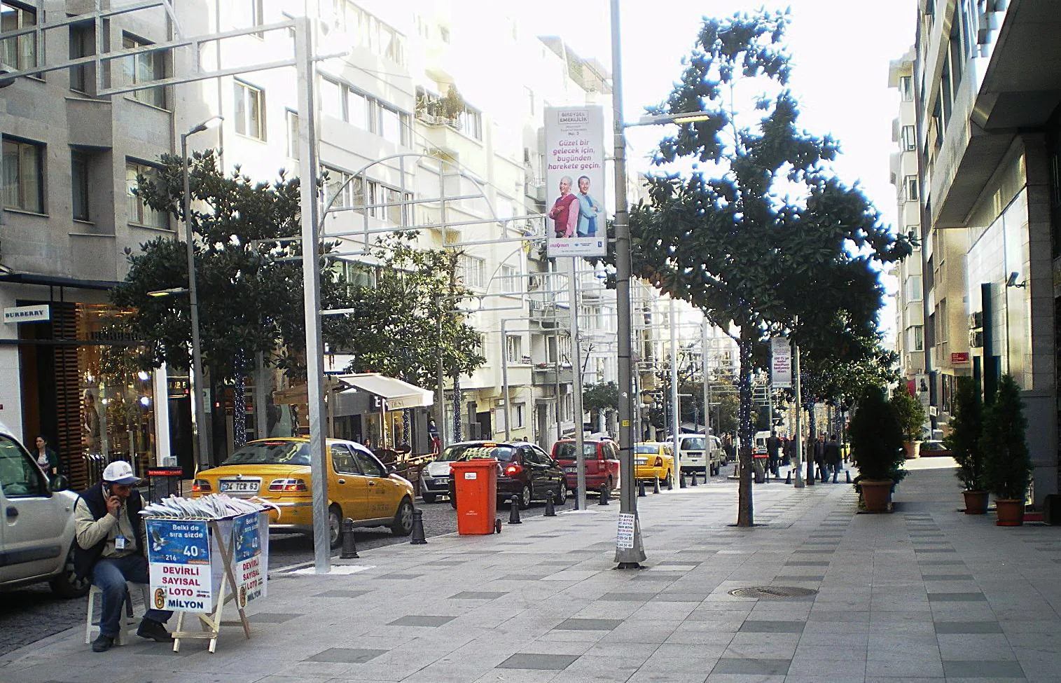 Nişantaşı & Abdi İpekçi Street