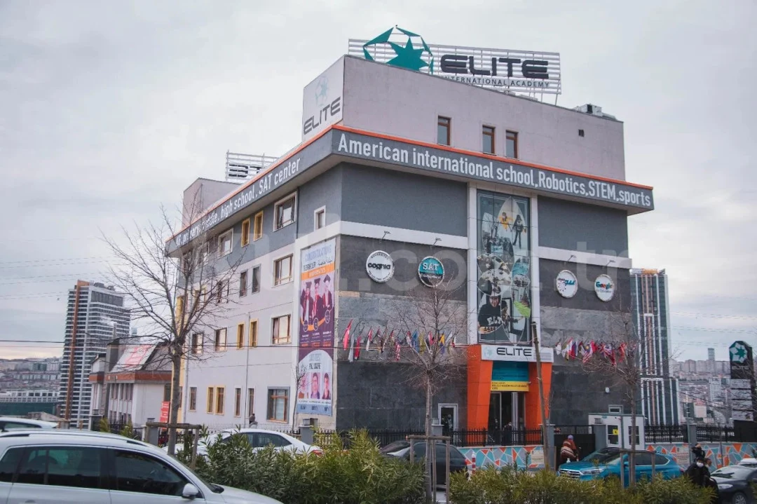 Elite International School