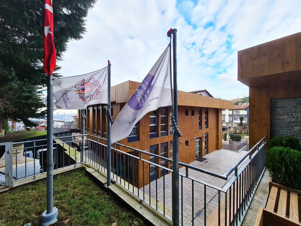 Istanbul International School