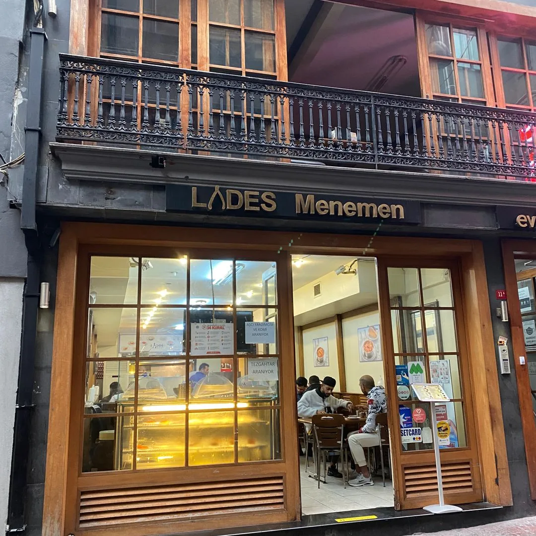 Lades Menemen